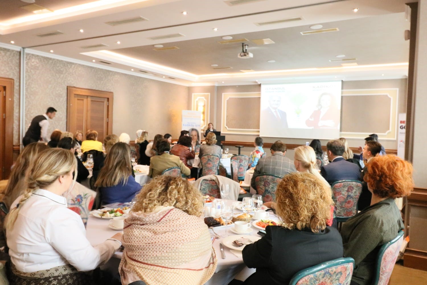 Kadıköylü Kadınlarla Kahvaltı Programı